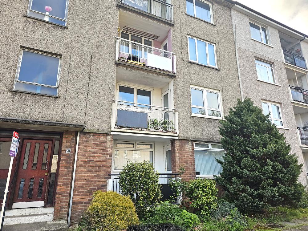 UNFURNISHED 2 Bed Flat, Hillington Main Photo