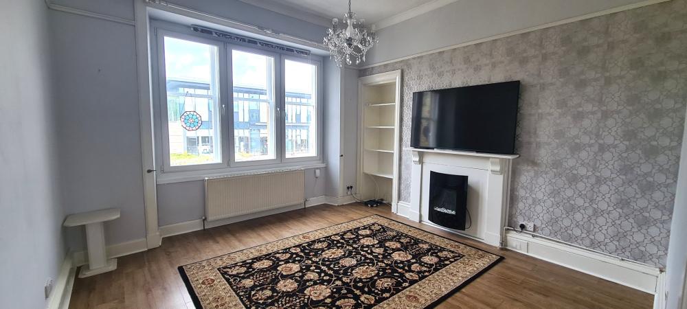 UNFURNISHED 3 Bed Flat Bearsden Main Photo